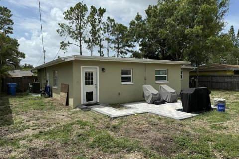 House in Clearwater, Florida 2 bedrooms, 114.46 sq.m. № 1807190 - photo 23