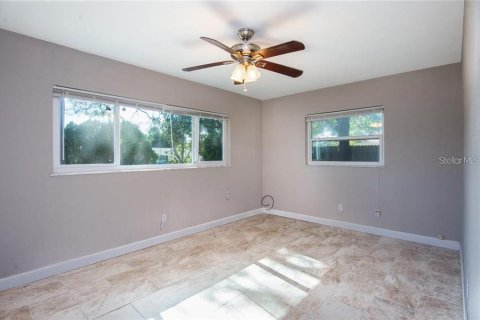 House in Clearwater, Florida 2 bedrooms, 114.46 sq.m. № 1807190 - photo 17