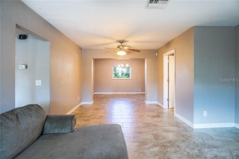 House in Clearwater, Florida 2 bedrooms, 114.46 sq.m. № 1807190 - photo 5