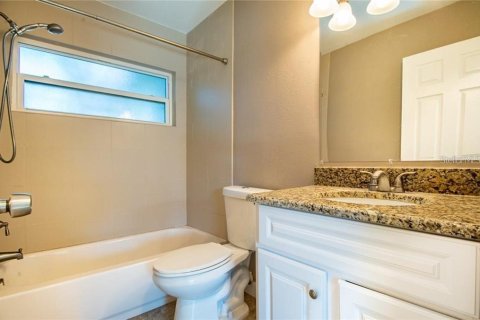 House in Clearwater, Florida 2 bedrooms, 114.46 sq.m. № 1807190 - photo 19