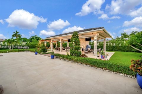 Купить виллу или дом в Майами, Флорида 5 спален, 343.92м2, № 2080104 - фото 23