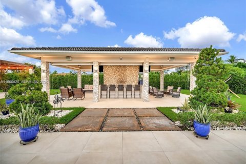 Купить виллу или дом в Майами, Флорида 5 спален, 343.92м2, № 2080104 - фото 24