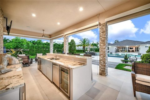 Купить виллу или дом в Майами, Флорида 5 спален, 343.92м2, № 2080104 - фото 26