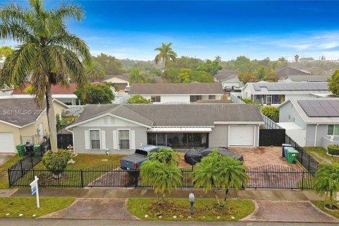 Villa ou maison à vendre à Homestead, Floride: 4 chambres, 199.18 m2 № 2004266 - photo 2