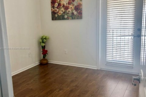 Touwnhouse à vendre à Coconut Creek, Floride: 3 chambres, 164.25 m2 № 1921899 - photo 16