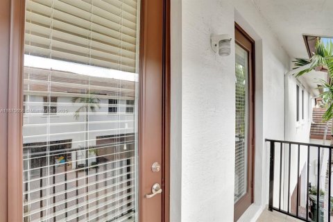 Touwnhouse à vendre à Coconut Creek, Floride: 3 chambres, 164.25 m2 № 1921899 - photo 21