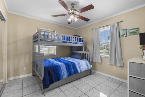 Villa ou maison à vendre à Port St. Lucie, Floride: 3 chambres, 109.16 m2 № 2187969 - photo 10