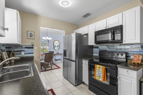 Villa ou maison à vendre à Port St. Lucie, Floride: 3 chambres, 109.16 m2 № 2187969 - photo 18