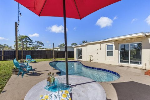 Casa en Port St. Lucie, Florida 3 dormitorios, 109.16 m2 № 2187969