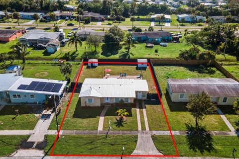 Villa ou maison à vendre à Port St. Lucie, Floride: 3 chambres, 109.16 m2 № 2187969 - photo 27