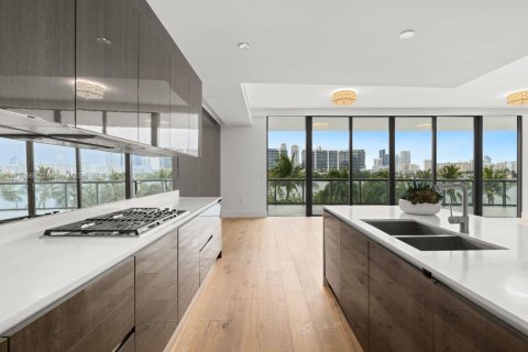 Condominio en venta en Aventura, Florida, 4 dormitorios, 290.41 m2 № 1864906 - foto 25