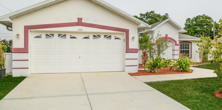 Casa en Cape Coral, Florida 3 dormitorios, 140.47 m2 № 1918006
