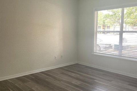 Condominio en venta en Orlando, Florida, 3 dormitorios, 110.83 m2 № 1871185 - foto 19