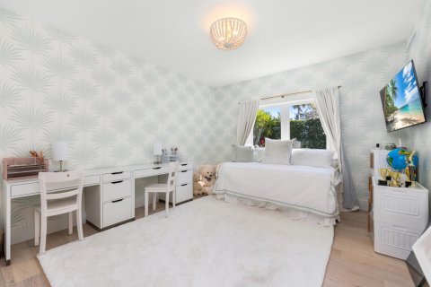 House in West Palm Beach, Florida 6 bedrooms, 478.26 sq.m. № 2146827 - photo 28