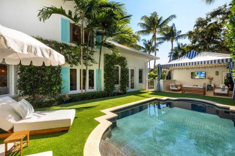 House in West Palm Beach, Florida 6 bedrooms, 478.26 sq.m. № 2146827