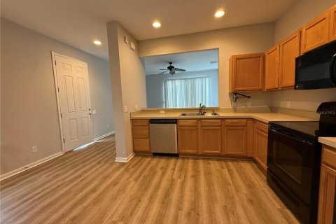 House in Brooksville, Florida 3 bedrooms, 117.06 sq.m. № 2220375 - photo 7