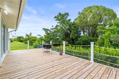 House in Punta Gorda, Florida 3 bedrooms, 189.99 sq.m. № 1914811 - photo 30