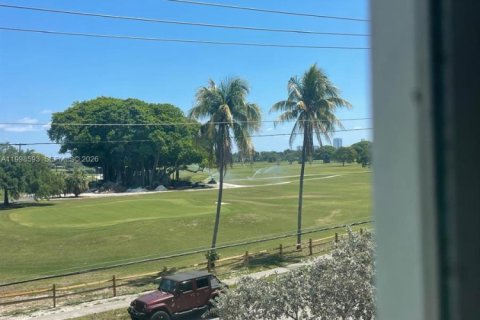 Touwnhouse à vendre à Hollywood, Floride: 3 chambres, 199.74 m2 № 2060469 - photo 3