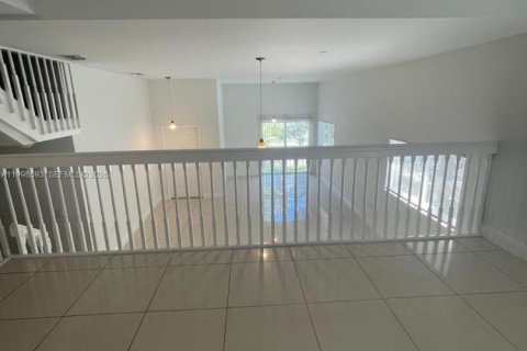 Touwnhouse à vendre à Hollywood, Floride: 3 chambres, 199.74 m2 № 2060469 - photo 15