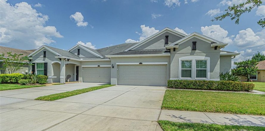 Casa en Wesley Chapel, Florida 3 dormitorios, 148.27 m2 № 1919035
