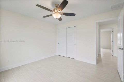 Villa ou maison à vendre à Cape Coral, Floride: 4 chambres, 164.16 m2 № 1893278 - photo 21