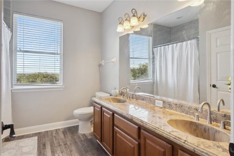 House in Minneola, Florida 5 bedrooms, 291.99 sq.m. № 2237938 - photo 26