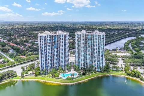 Condominio en venta en Sunrise, Florida, 3 dormitorios, 143.63 m2 № 1821544 - foto 20