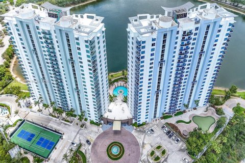 Condominio en venta en Sunrise, Florida, 3 dormitorios, 143.63 m2 № 1821544 - foto 18