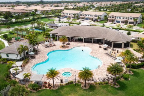 Townhouse in Lake Worth, Florida 3 bedrooms, 177.54 sq.m. № 1189931