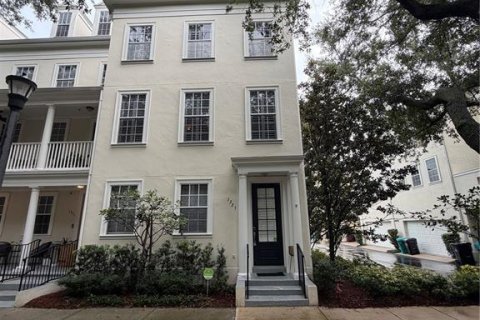 Townhouse in Orlando, Florida 3 bedrooms, 191.38 sq.m. № 2295021 - photo 2