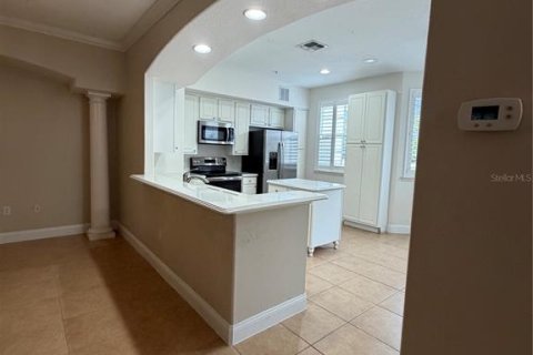 Townhouse in Orlando, Florida 3 bedrooms, 191.38 sq.m. № 2295021 - photo 6