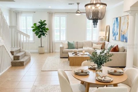 Townhouse in Orlando, Florida 3 bedrooms, 191.38 sq.m. № 2295021 - photo 7