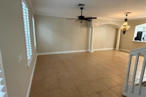 Townhouse in Orlando, Florida 3 bedrooms, 191.38 sq.m. № 2295021 - photo 10