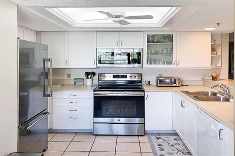 Copropriété à louer à Sarasota, Floride: 2 chambres, 118.91 m2 № 2298798 - photo 5