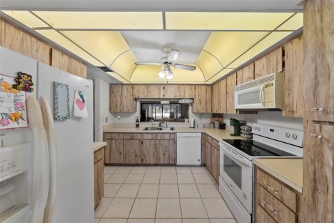 Condominio en venta en Clearwater, Florida, 3 dormitorios, 129.6 m2 № 1649711 - foto 17