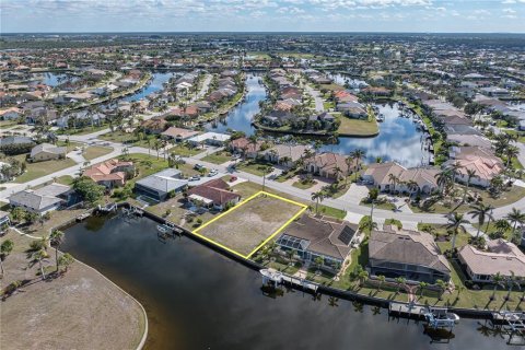 Terreno en venta en Punta Gorda, Florida № 1544500 - foto 15