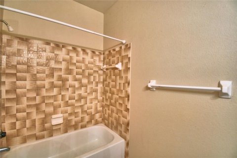 Condominio en venta en Winter Haven, Florida, 2 dormitorios, 101.26 m2 № 1717938 - foto 27