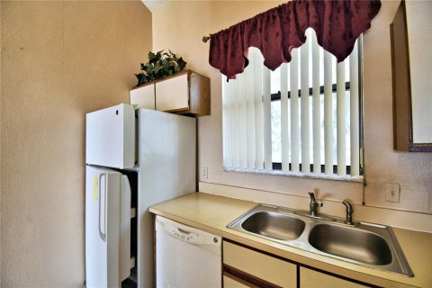 Condominio en venta en Winter Haven, Florida, 2 dormitorios, 101.26 m2 № 1717938 - foto 21