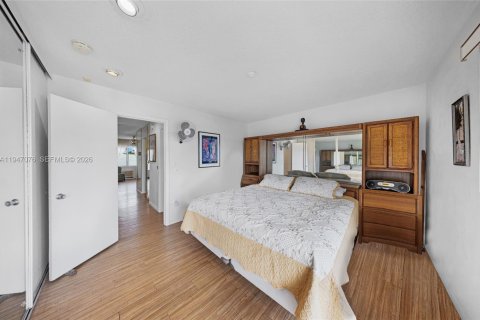 Copropriété à vendre à Miami, Floride: 1 chambre, 57.6 m2 № 2152933 - photo 12