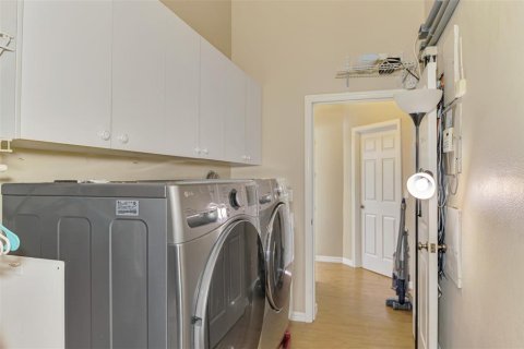 House in Sarasota, Florida 4 bedrooms, 532.33 sq.m. № 1846658 - photo 23