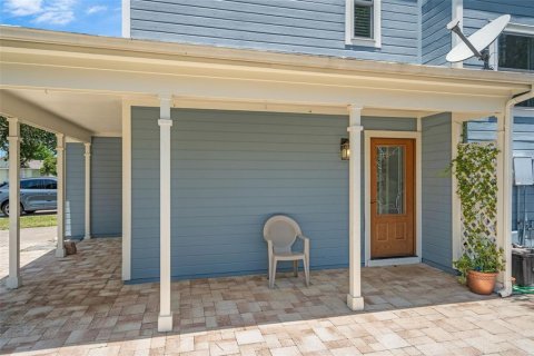 House in Orlando, Florida 3 bedrooms, 137.12 sq.m. № 2147811 - photo 30