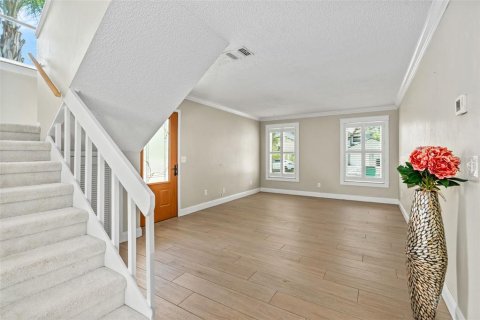 House in Orlando, Florida 3 bedrooms, 137.12 sq.m. № 2147811 - photo 5