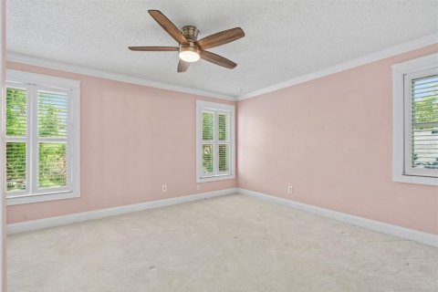 House in Orlando, Florida 3 bedrooms, 137.12 sq.m. № 2147811 - photo 21
