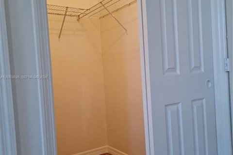 Touwnhouse à louer à Pembroke Pines, Floride: 2 chambres, 108.7 m2 № 2393375 - photo 28