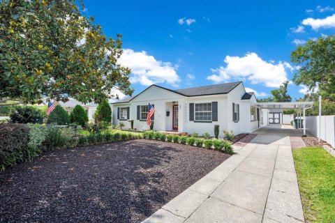 Casa en venta en Lakeland, Florida, 4 dormitorios, 195.09 m2 № 2114455 - foto 2