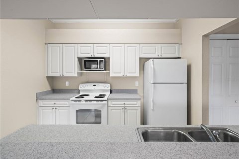 Copropriété à vendre à Winter Haven, Floride: 2 chambres, 94.48 m2 № 1785000 - photo 11