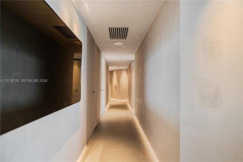 Condo in Sunny Isles Beach, Florida, 4 bedrooms № 2145853 - photo 9