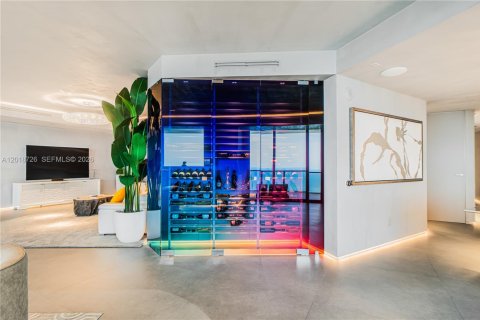 Condo in Sunny Isles Beach, Florida, 4 bedrooms № 2145853 - photo 6