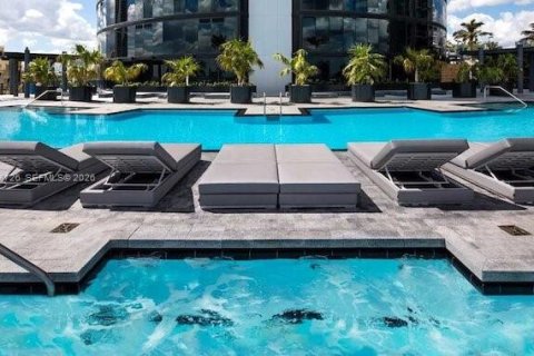 Condo in Sunny Isles Beach, Florida, 4 bedrooms № 2145853 - photo 30