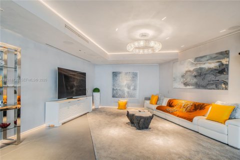 Condo in Sunny Isles Beach, Florida, 4 bedrooms № 2145853 - photo 8